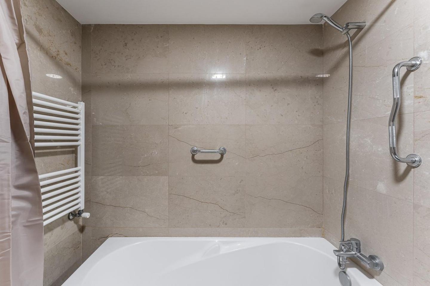 Guestready - Artsy Apartment ポルト エクステリア 写真